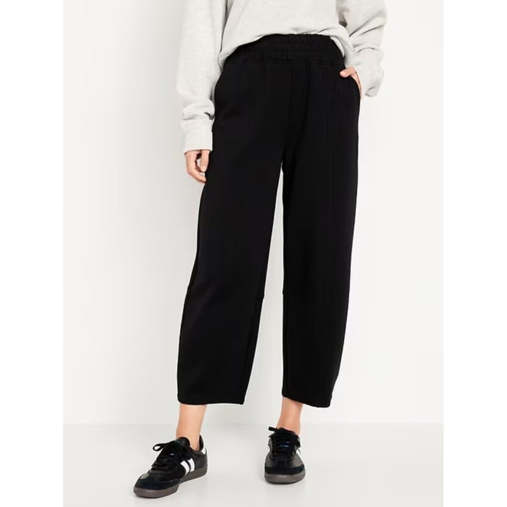 Old Navy Black High Rise Dynamic Fleece Barrel Leg Pants Athleisure